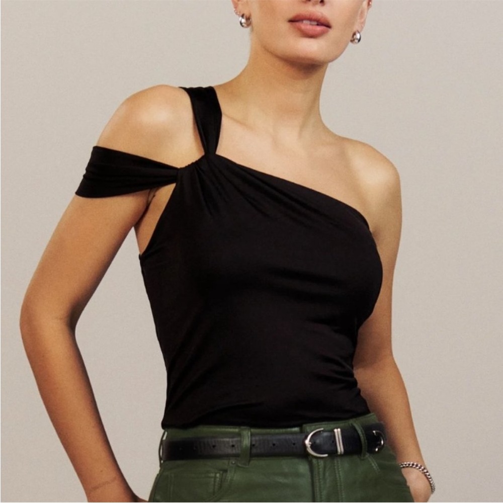 Reformation Arlie knit top